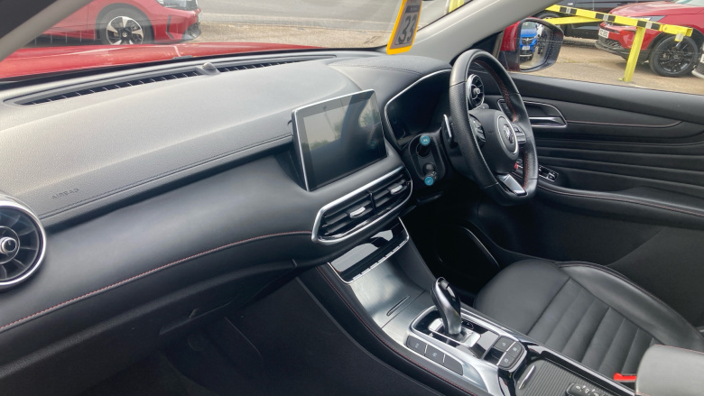 MG Hs 1.5 T-GDI Exclusive 5dr DCT Petrol Hatchback